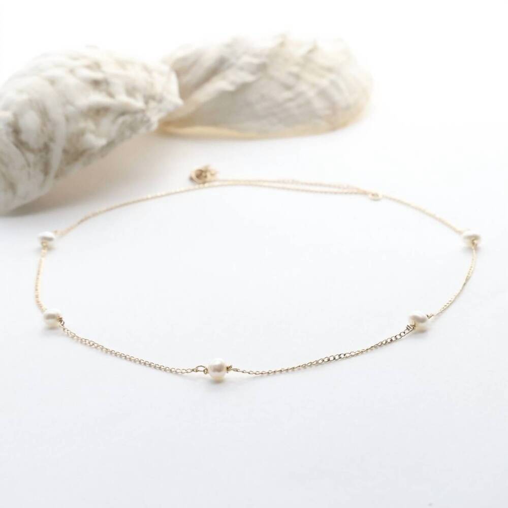 NEW CAPE COD CHOKERS dainty surfer choker in gold/pearl